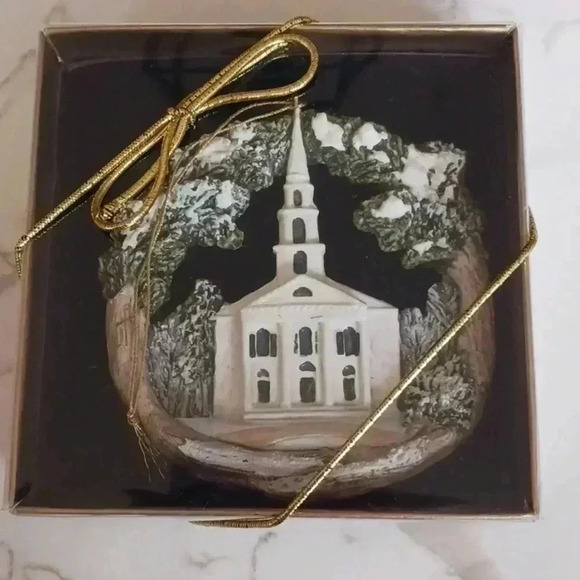 A set of two Ameriscape ornaments - Picture 3 of 6